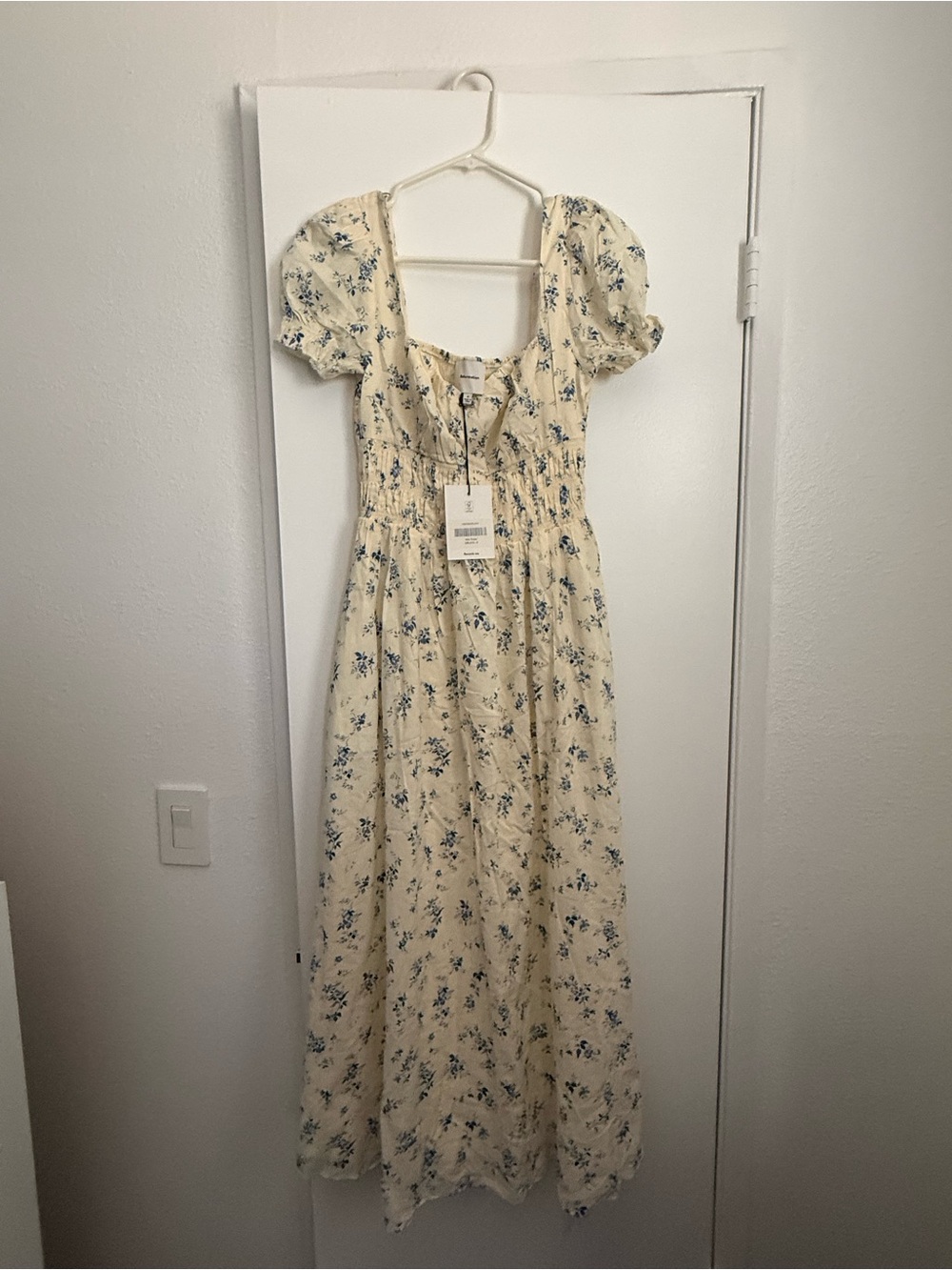 Reformation Miel Dress in Orlaya Size 4 - Picture 2 of 3